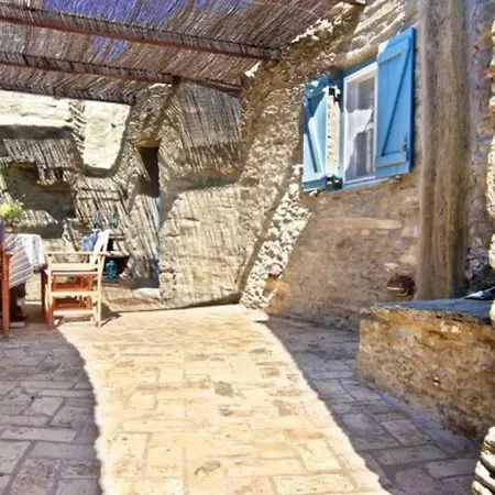 Aegean Bliss - Hydroussa * Andros Town