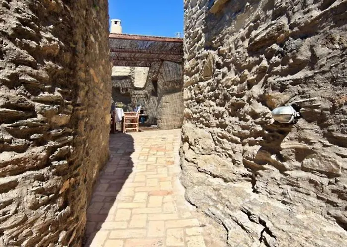 Aegean Bliss - Hydroussa Korthio