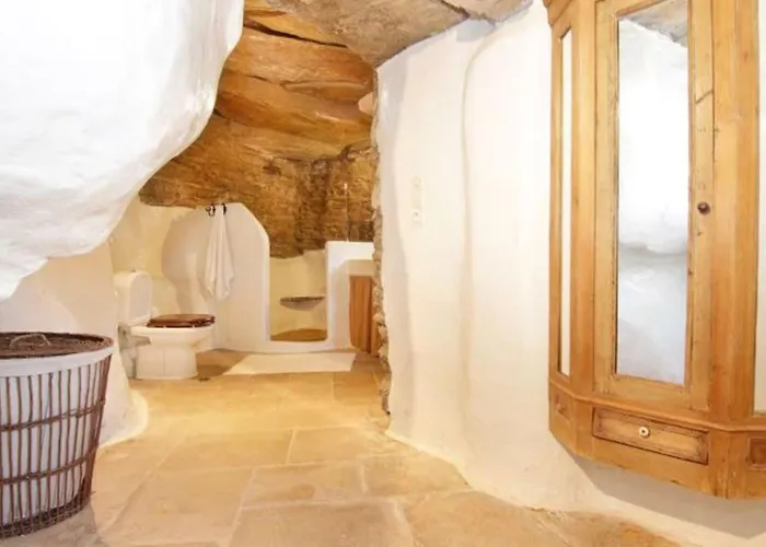 Aegean Bliss - Hydroussa